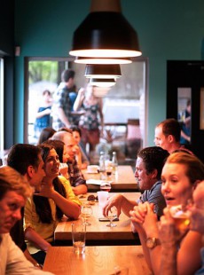 les-amis-responsables-de-notre-comportement-alimentaire-28052015214